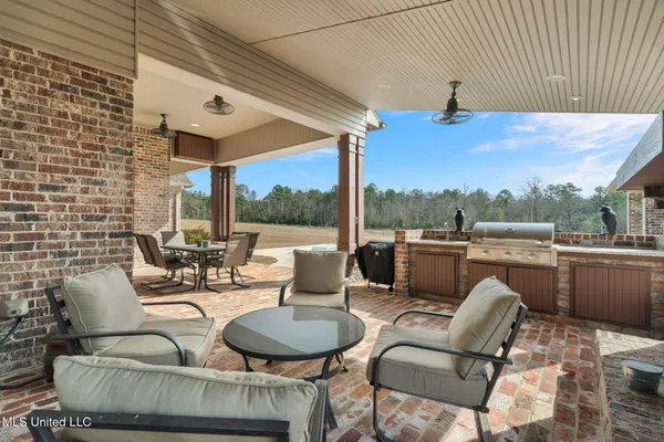 $610,000 | 135 472nd Highway, Pinola, MS 39149