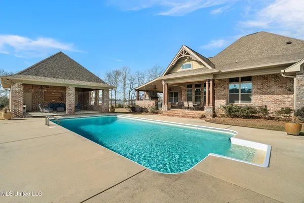 $610,000 | 135 472nd Highway, Pinola, MS 39149