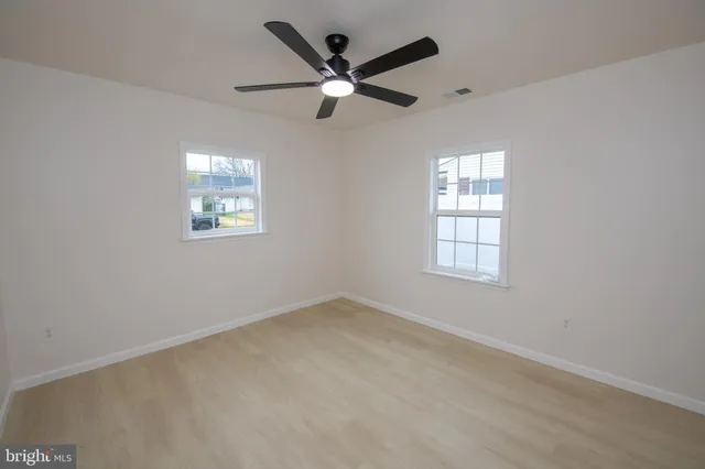 $440,000 | 30 Mistletoe Lane, Levittown, PA 19054