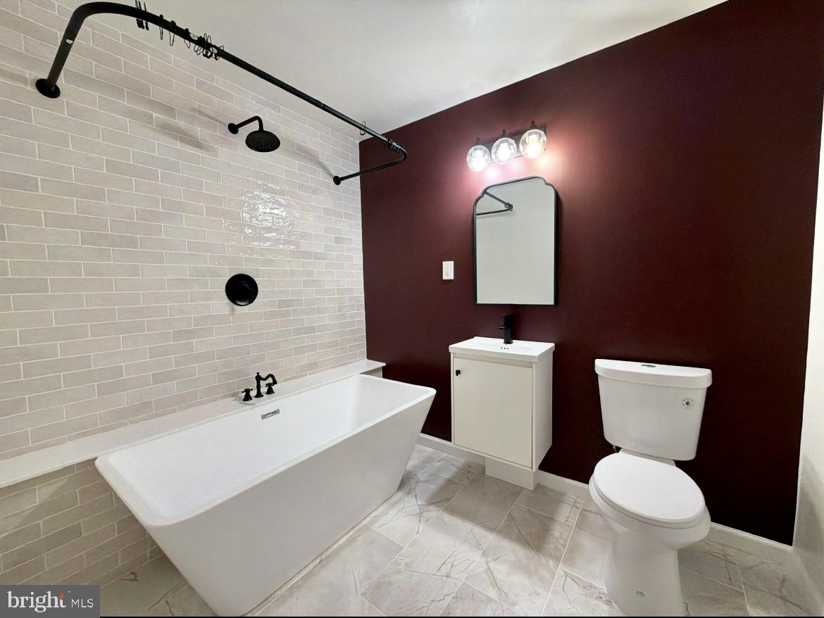 30 Mistletoe Lane Levittown, PA 19054 - Photo 7 of 26 Bathroom 2