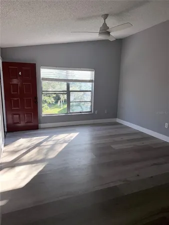 $2,050 | 3455 Countryside Boulevard, Unit 4, Clearwater, FL 33761
