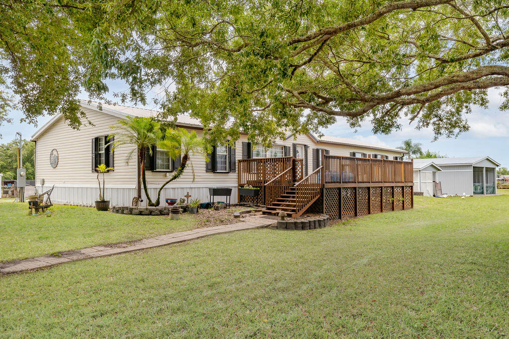 11301 Southwest Fox Brown Road Indiantown, FL 34956 - Photo 3 of 120 428A8056-Edit