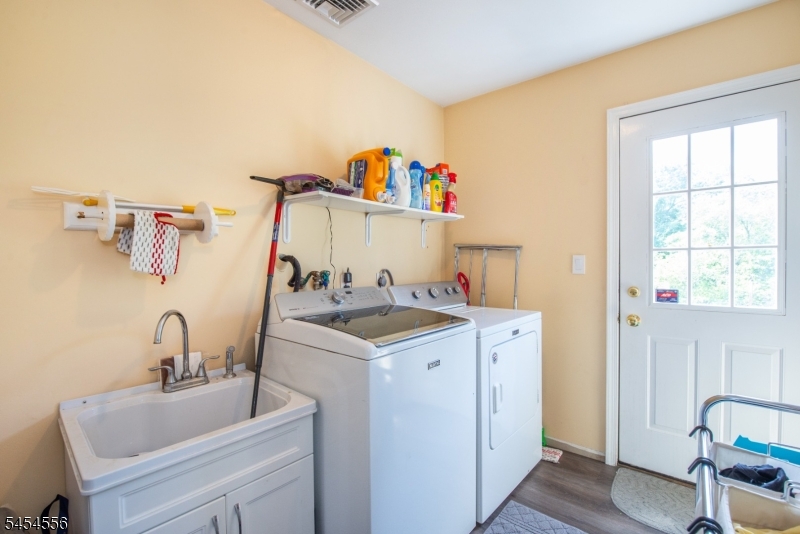 23 Lee Hill Road Andover, NJ 07821 - Photo 15 of 28 Gallery Image 15