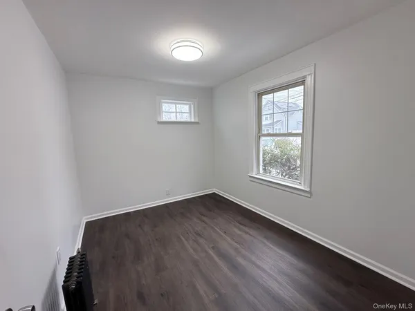 $3,150 | 40 4th Street, Valley Stream, NY 11581