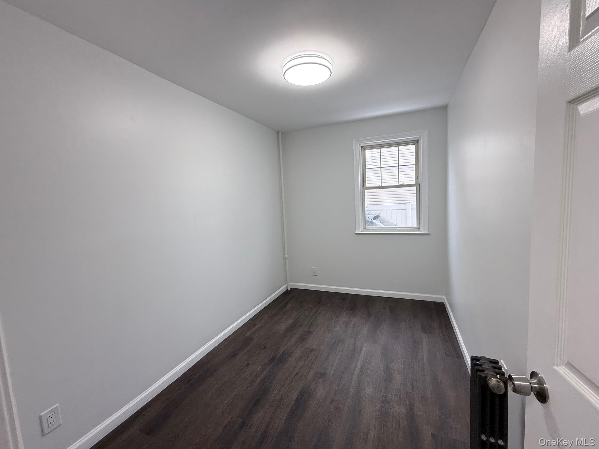 40 4th Street Valley Stream, NY 11581 - Photo 5 of 7