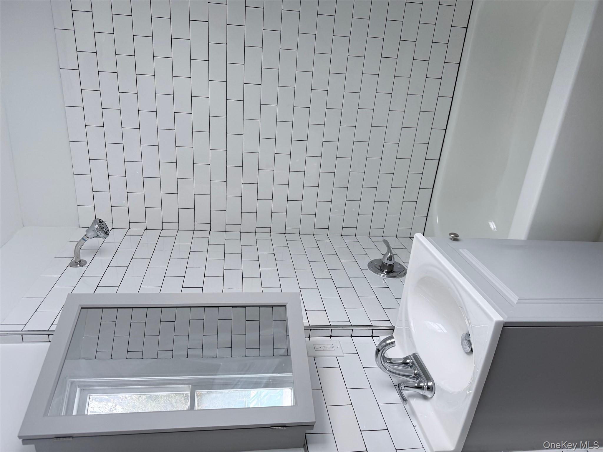 40 4th Street Valley Stream, NY 11581 - Photo 7 of 7