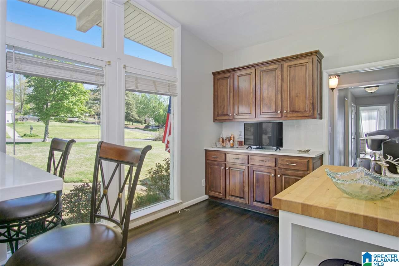 2117 Ridgeview Drive Birmingham, AL 35216 - Photo 4 of 41