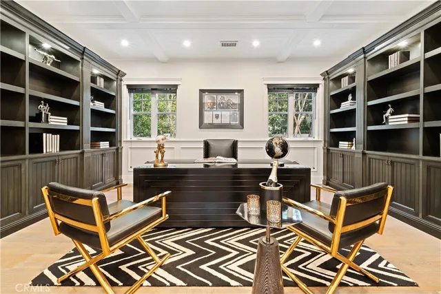 $10,000,000 | 17528 Jayden Lane, Encino, CA 91316