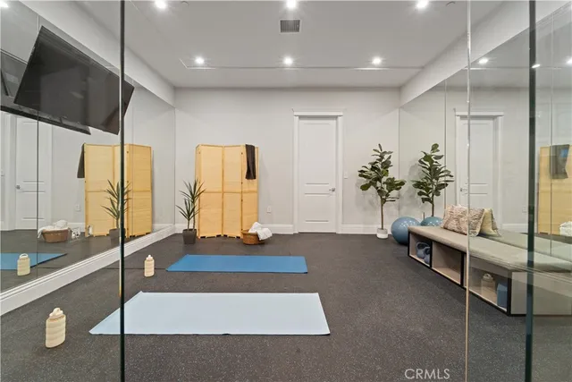 $10,000,000 | 17528 Jayden Lane, Encino, CA 91316