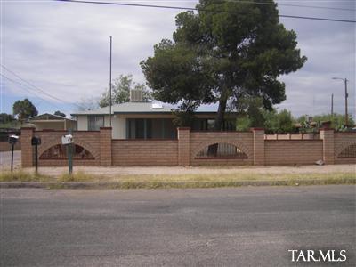 213 West Pastime Road Tucson, AZ 85705 - Photo 1 of 7
