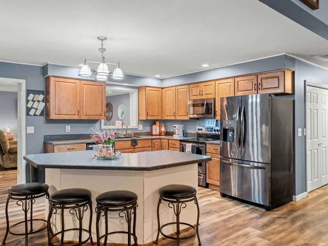 $414,900 | 282 Wyler Lane, Campbellsburg, IN 47108