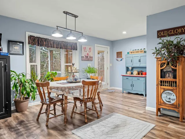 $414,900 | 282 Wyler Lane, Campbellsburg, IN 47108