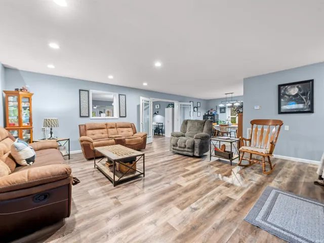 $414,900 | 282 Wyler Lane, Campbellsburg, IN 47108