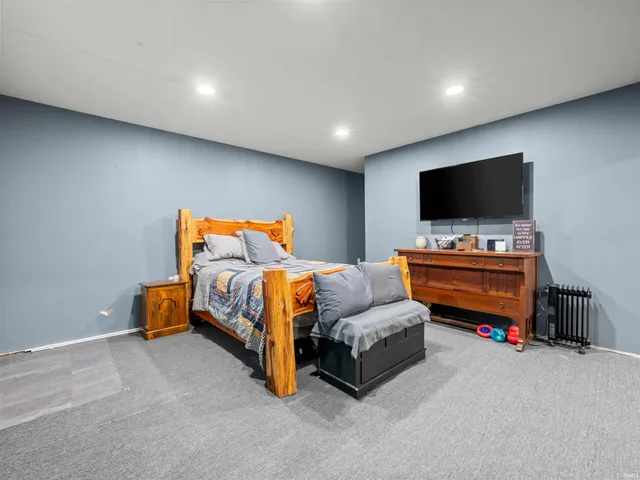 $414,900 | 282 Wyler Lane, Campbellsburg, IN 47108