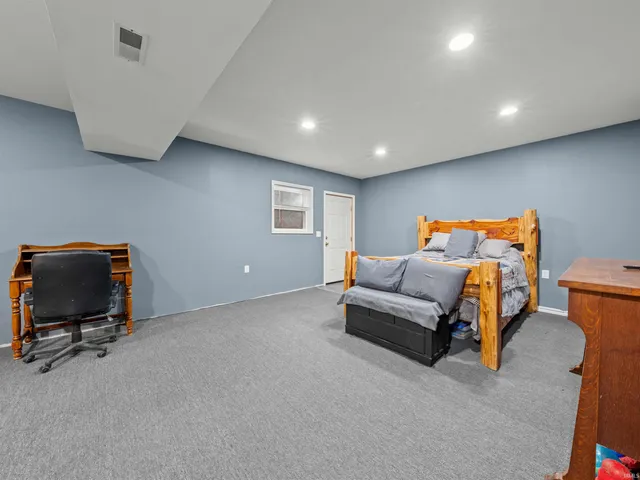 $414,900 | 282 Wyler Lane, Campbellsburg, IN 47108