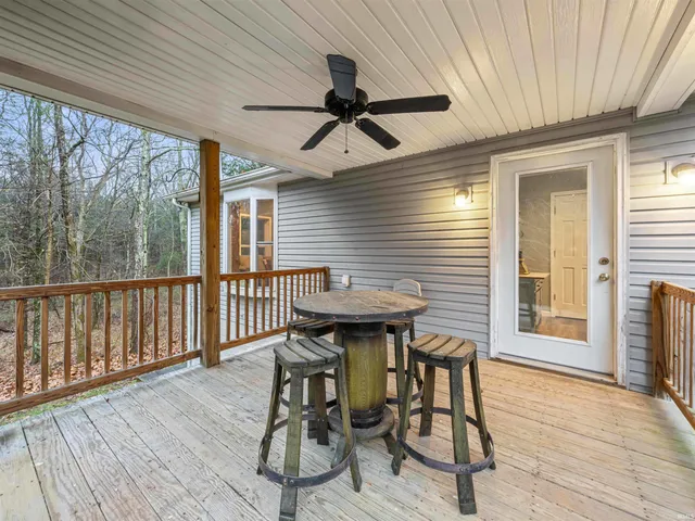 $414,900 | 282 Wyler Lane, Campbellsburg, IN 47108