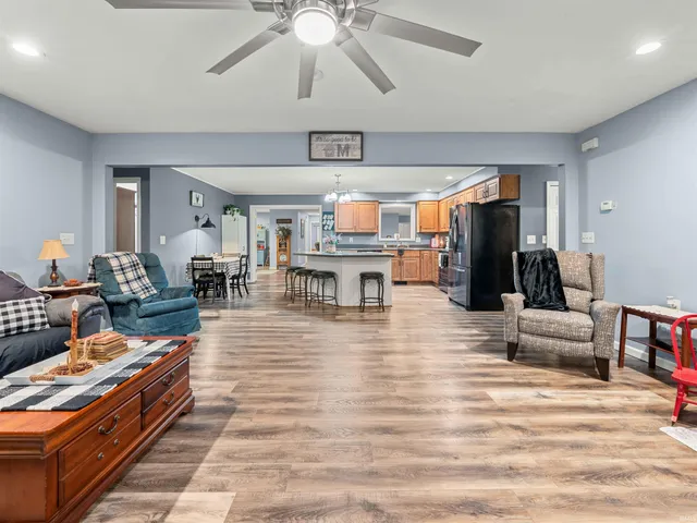 $414,900 | 282 Wyler Lane, Campbellsburg, IN 47108