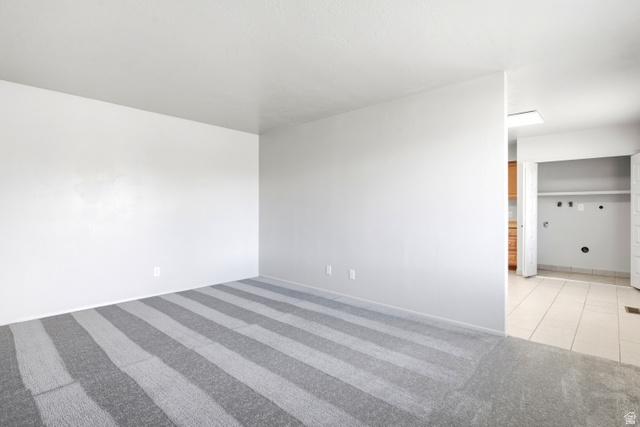445 West 4900 South, Unit 2 Washington Terrace, UT 84405 - Photo 5 of 21