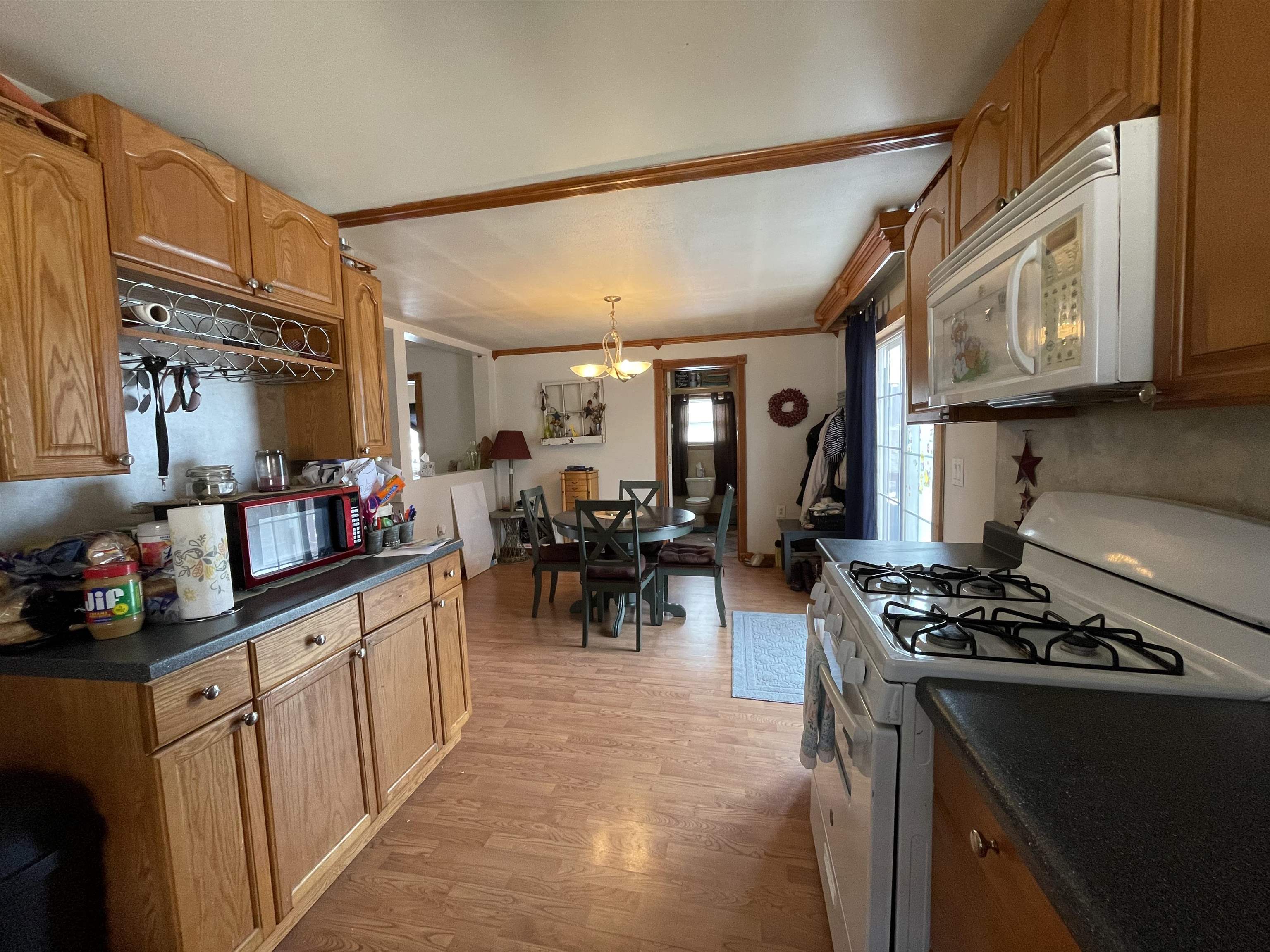 701 Maple Street Clare, MI 48617 - Photo 12 of 34 1897577-14.JPG