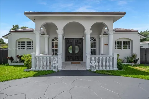 $925,000 | 2850 Northwest 5th Street, Miami, FL 33125