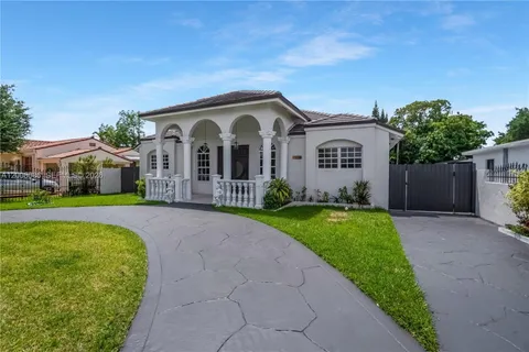 $925,000 | 2850 Northwest 5th Street, Miami, FL 33125