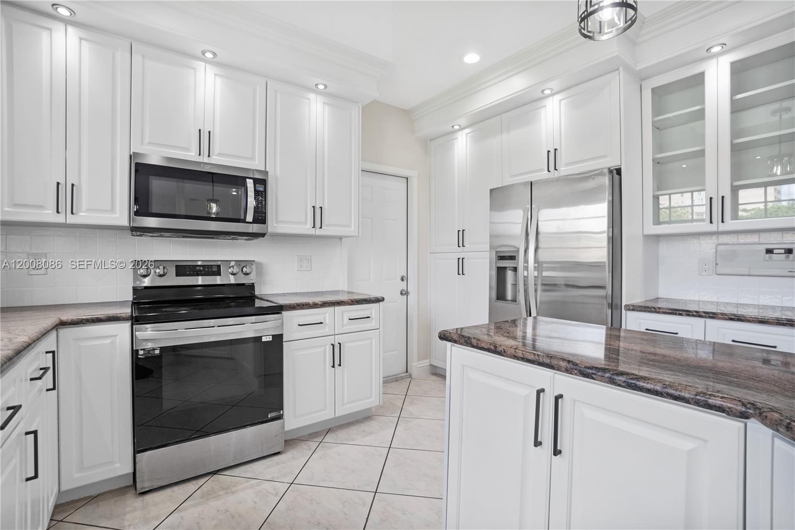 2850 Northwest 5th Street Miami, FL 33125 - Photo 9 of 37