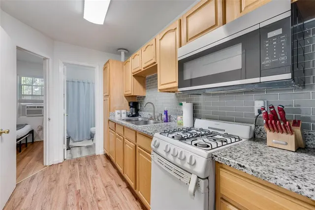 $285,000 | 709 North Pecan Street, Arlington, TX 76011