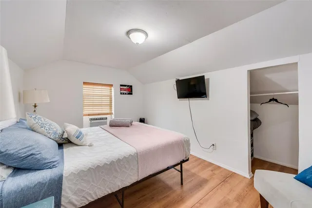 $285,000 | 709 North Pecan Street, Arlington, TX 76011