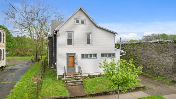 $125,000 | 4 Riverside Street, Binghamton, NY 13904