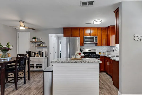 $275,000 | 8943 El Mirador Drive, Unit 4, Elk Grove, CA 95624