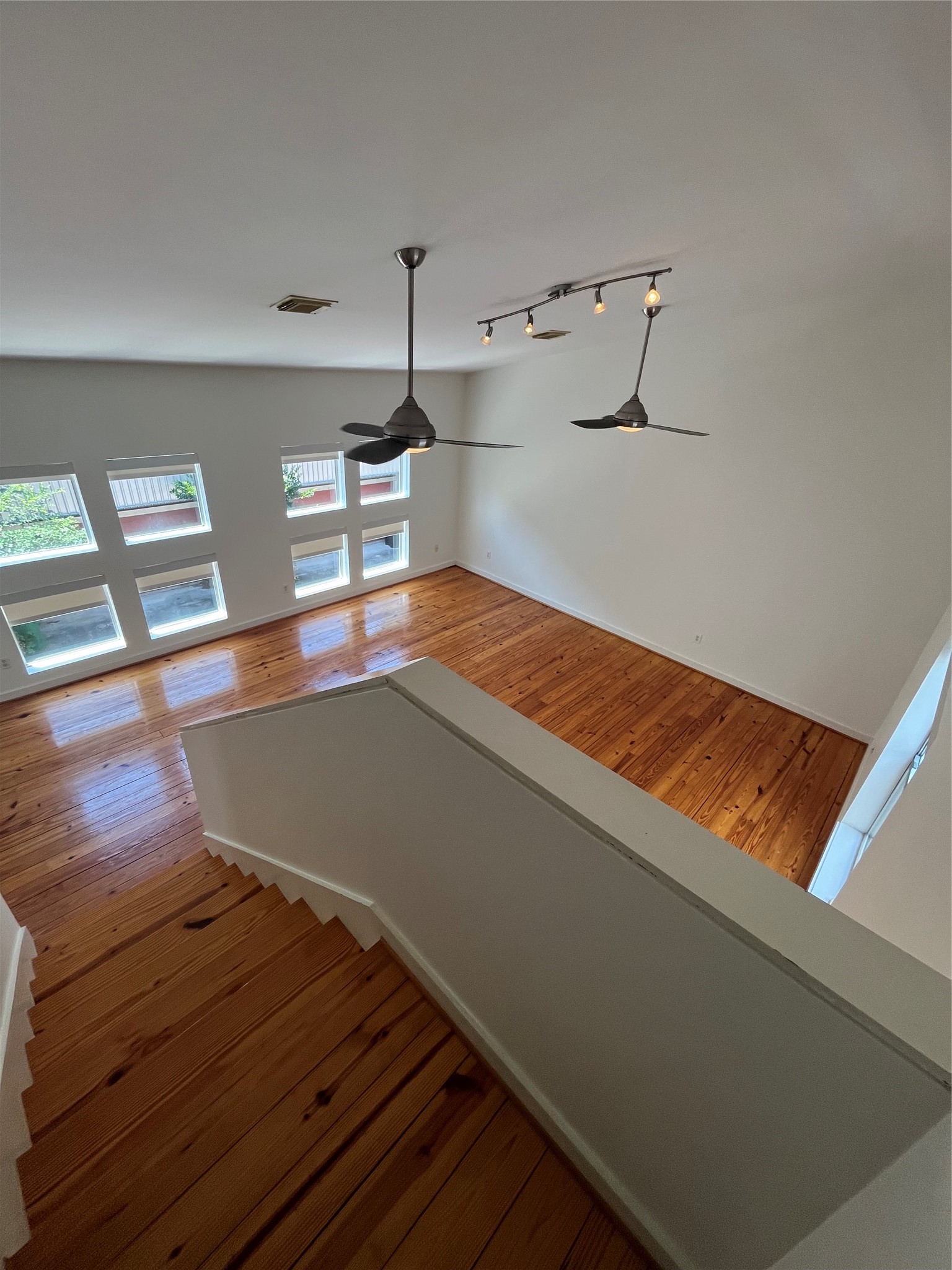 1315 Buckner Street Houston, TX 77019 - Photo 5 of 23 a view of room