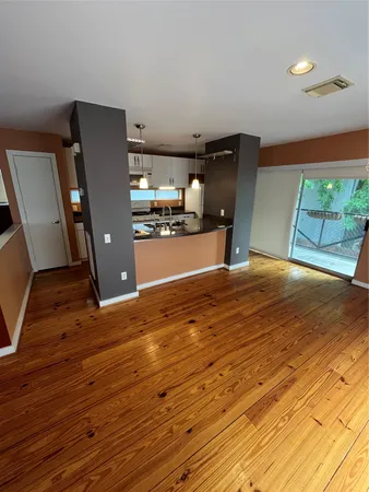 $2,500 | 1315 Buckner Street, Houston, TX 77019