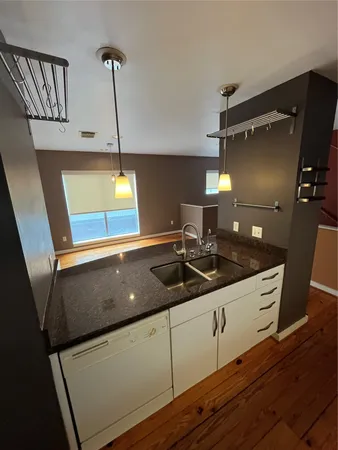 $2,500 | 1315 Buckner Street, Houston, TX 77019