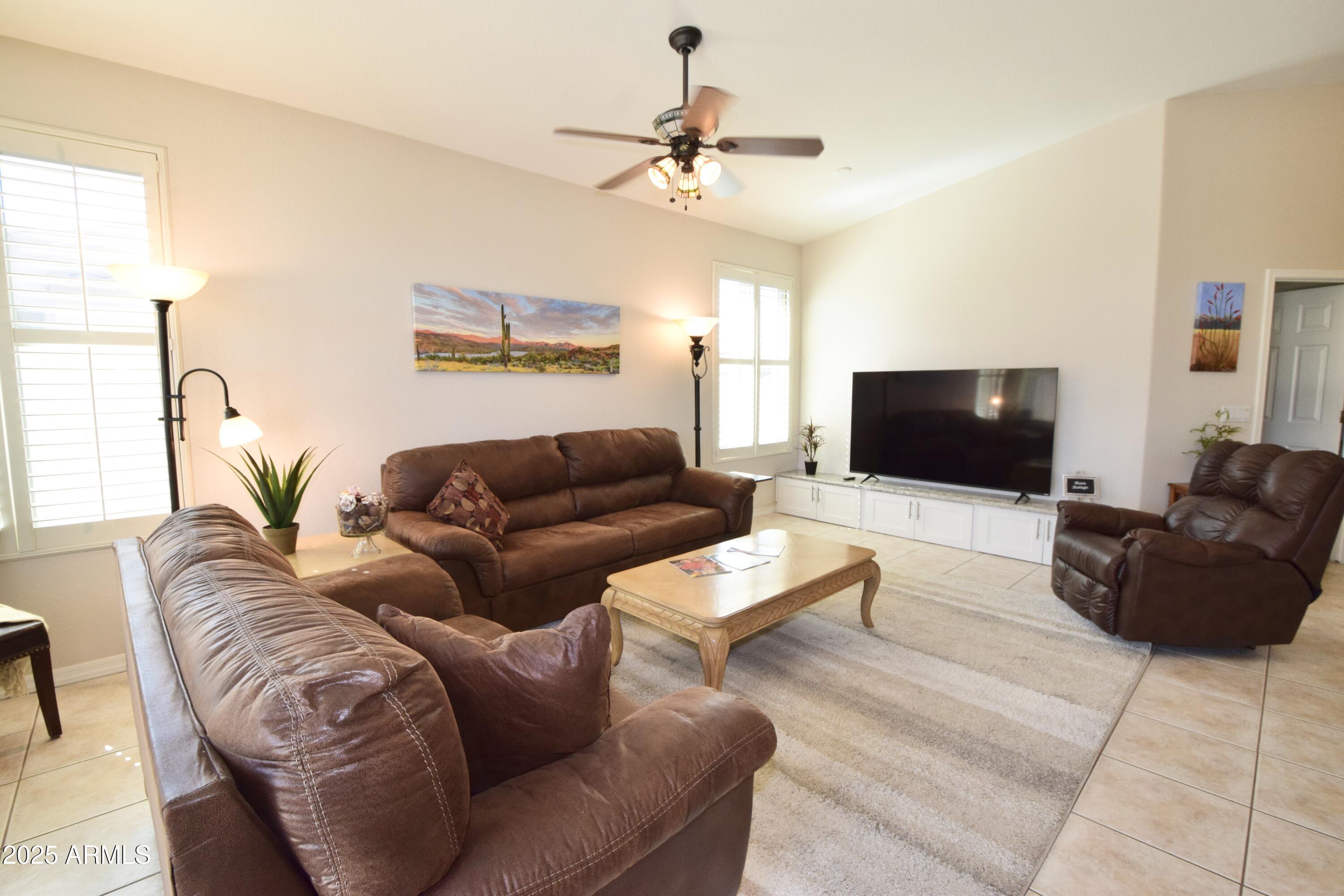 4335 East Walnut Road Gilbert, AZ 85298 - Photo 20 of 68 DSC_0175