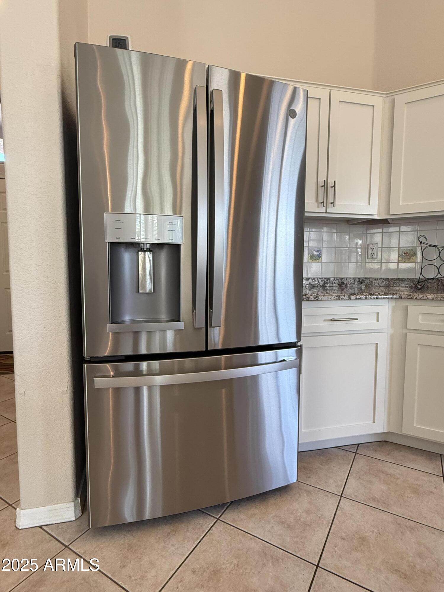4335 East Walnut Road Gilbert, AZ 85298 - Photo 9 of 68 SS Frig