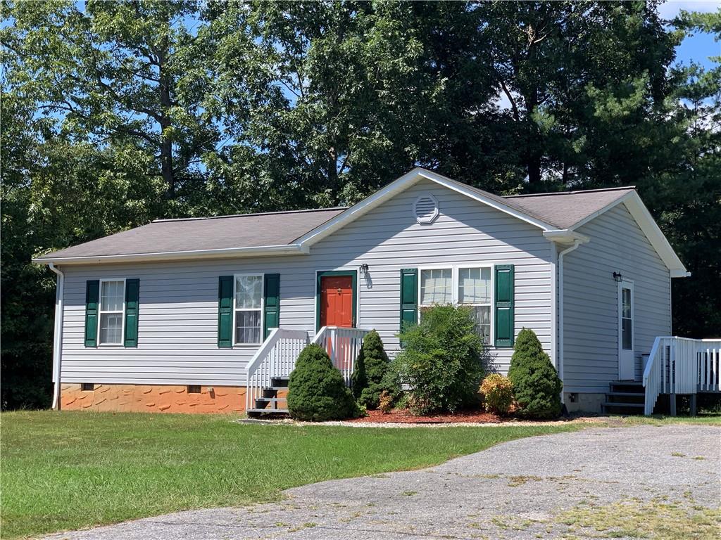 3802 Calico Road Lenoir, NC 28645 - Photo 1 of 31 Gallery Image 1