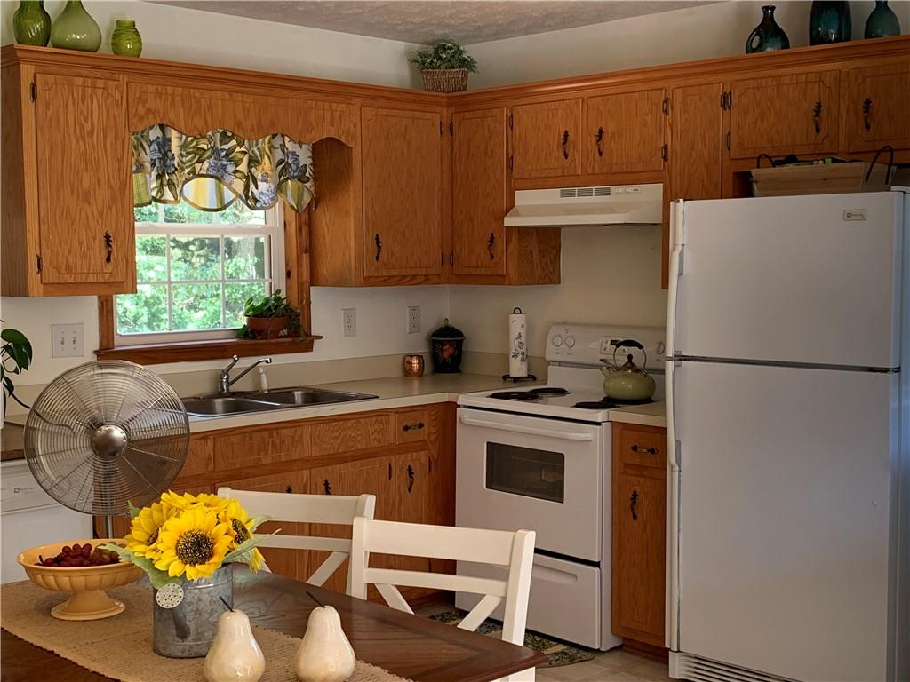 3802 Calico Road Lenoir, NC 28645 - Photo 8 of 31 Gallery Image 8