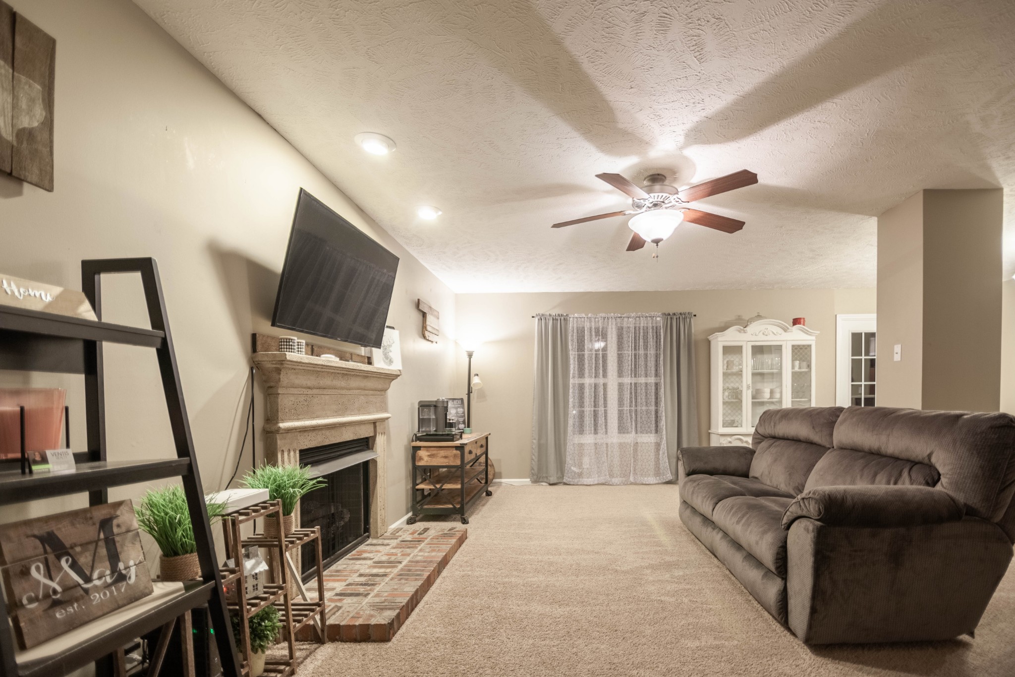 1933 Patton Road Clarksville, TN 37042 - Photo 3 of 30 Gallery Image 3