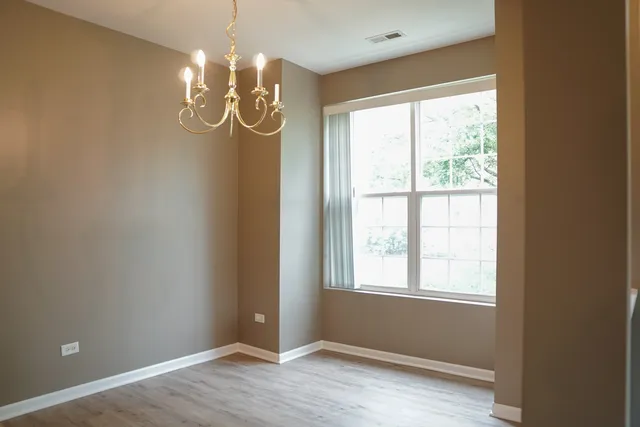 $2,200 | 1574 Millbrook Drive, Algonquin, IL 60102