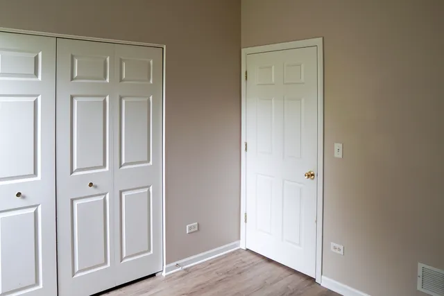 $2,200 | 1574 Millbrook Drive, Algonquin, IL 60102