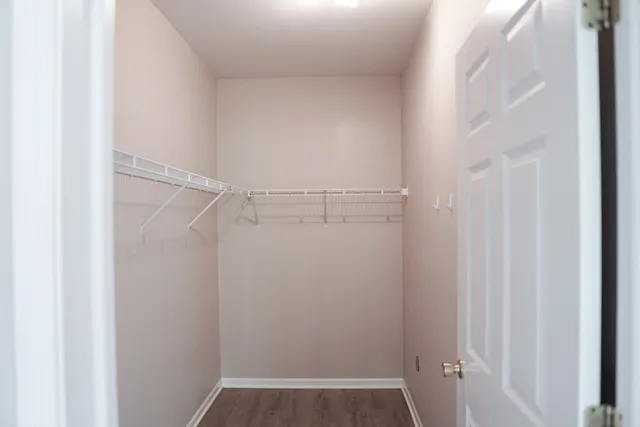 $2,200 | 1574 Millbrook Drive, Algonquin, IL 60102