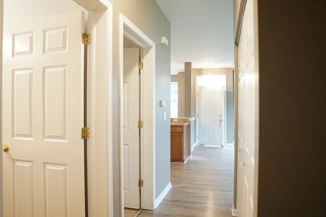 $2,200 | 1574 Millbrook Drive, Algonquin, IL 60102