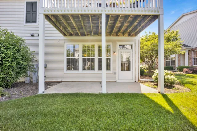 $2,200 | 1574 Millbrook Drive, Algonquin, IL 60102