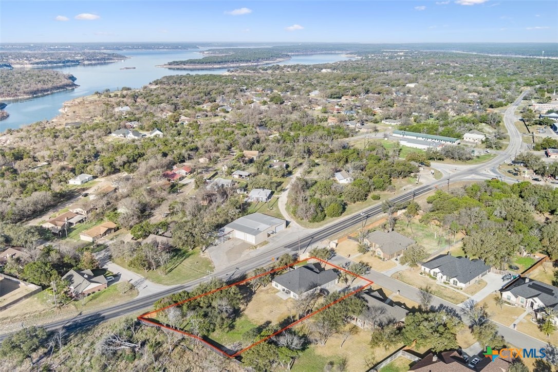 102 Rancho Del Lago Lane Belton, TX 76513 - Photo 39 of 40 view of city and ocean