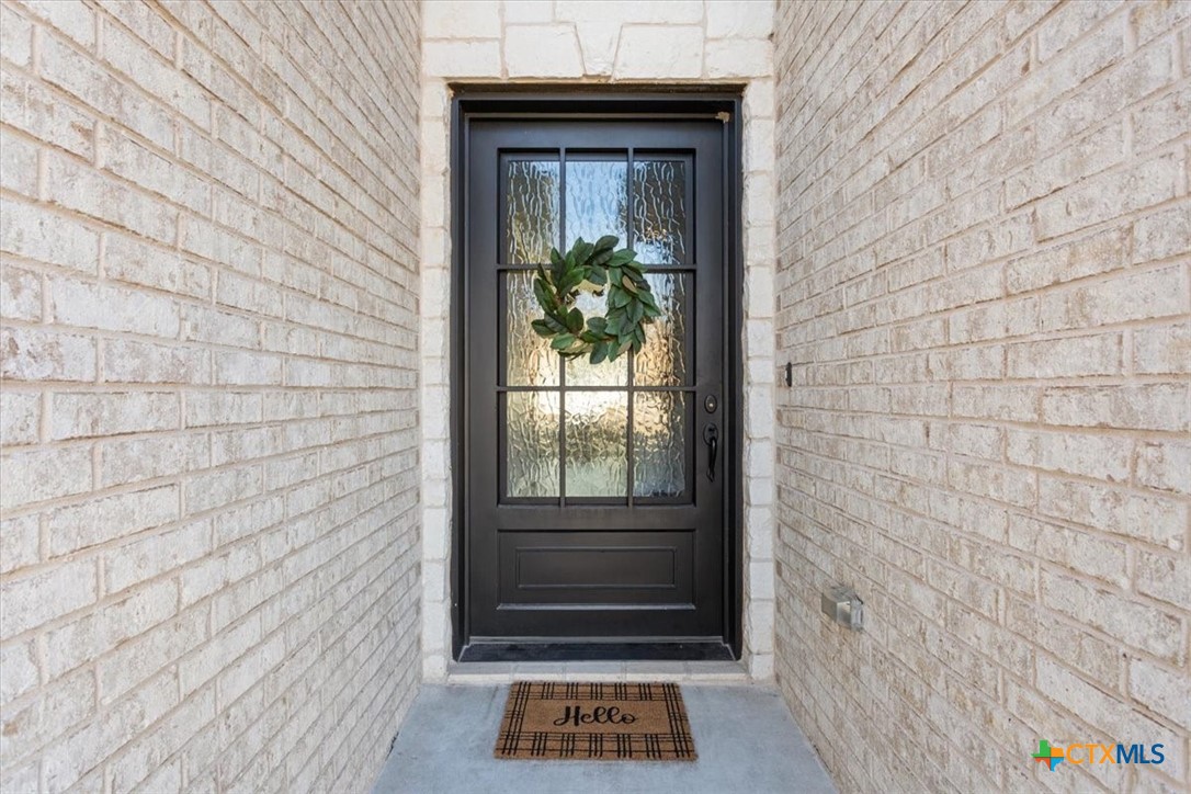 102 Rancho Del Lago Lane Belton, TX 76513 - Photo 5 of 40