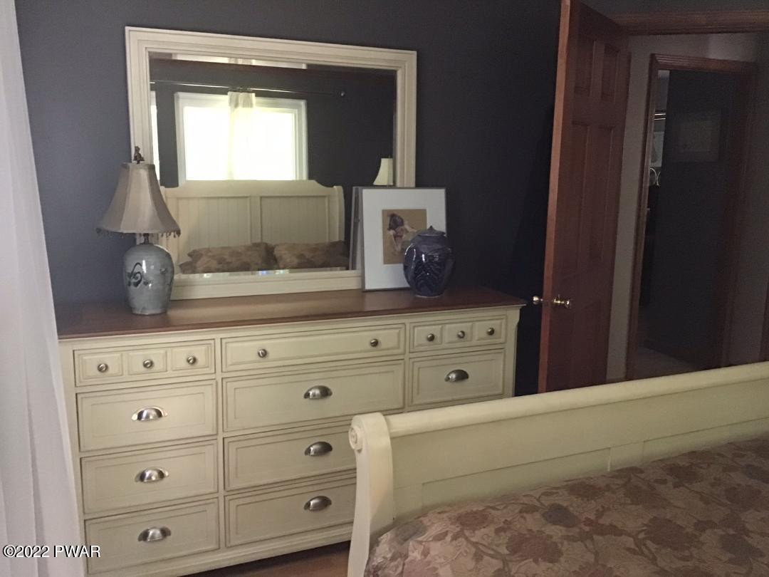 174 Doolan Road Dingmans Ferry, PA 18328 - Photo 16 of 31 Bedroom