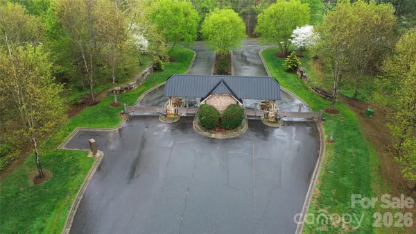 $71,900 | 101-107 Table Rock Trace Northwest, Valdese, NC 28690