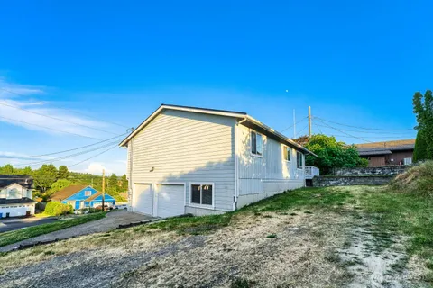 $599,950 | 1312 Browns Point Boulevard Northeast, Tacoma, WA 98422
