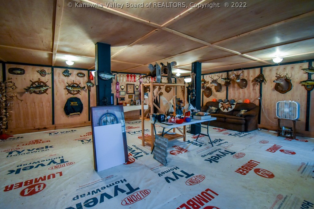 1125 Jones Ridge Road Gandeeville, WV 25243 - Photo 29 of 30 Another large space of the work shop (separate from home approx 1500 sq ft)