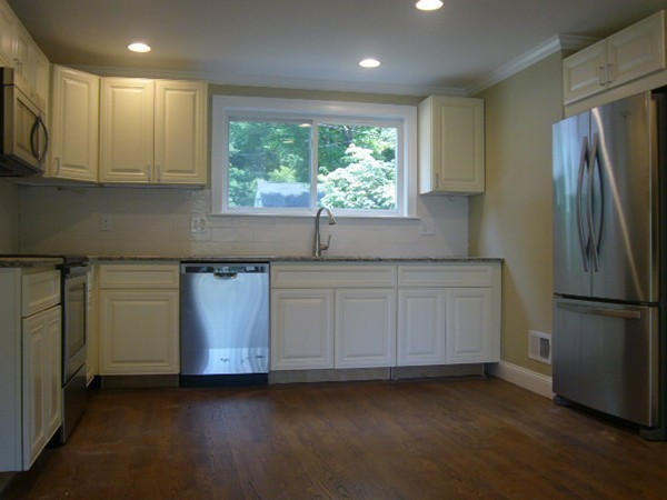 11 Cavanaugh Road Framingham, MA 01701 - Photo 4 of 16 Gallery Image 4
